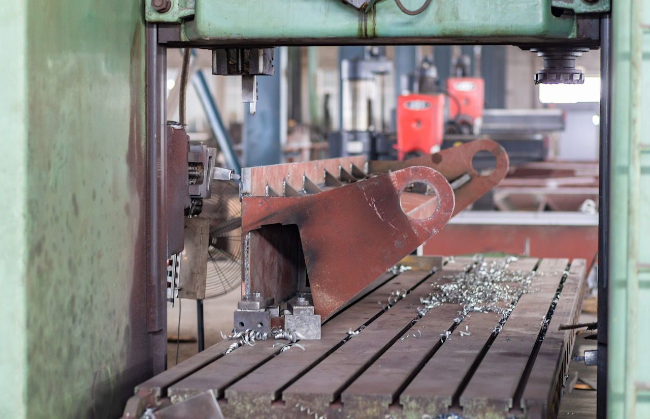 100 t hidraulinis CNC stabdžių presas