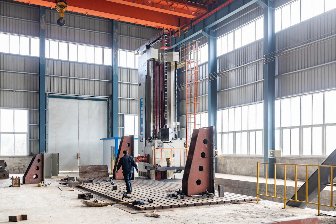 100 t hidraulinis CNC stabdžių presas