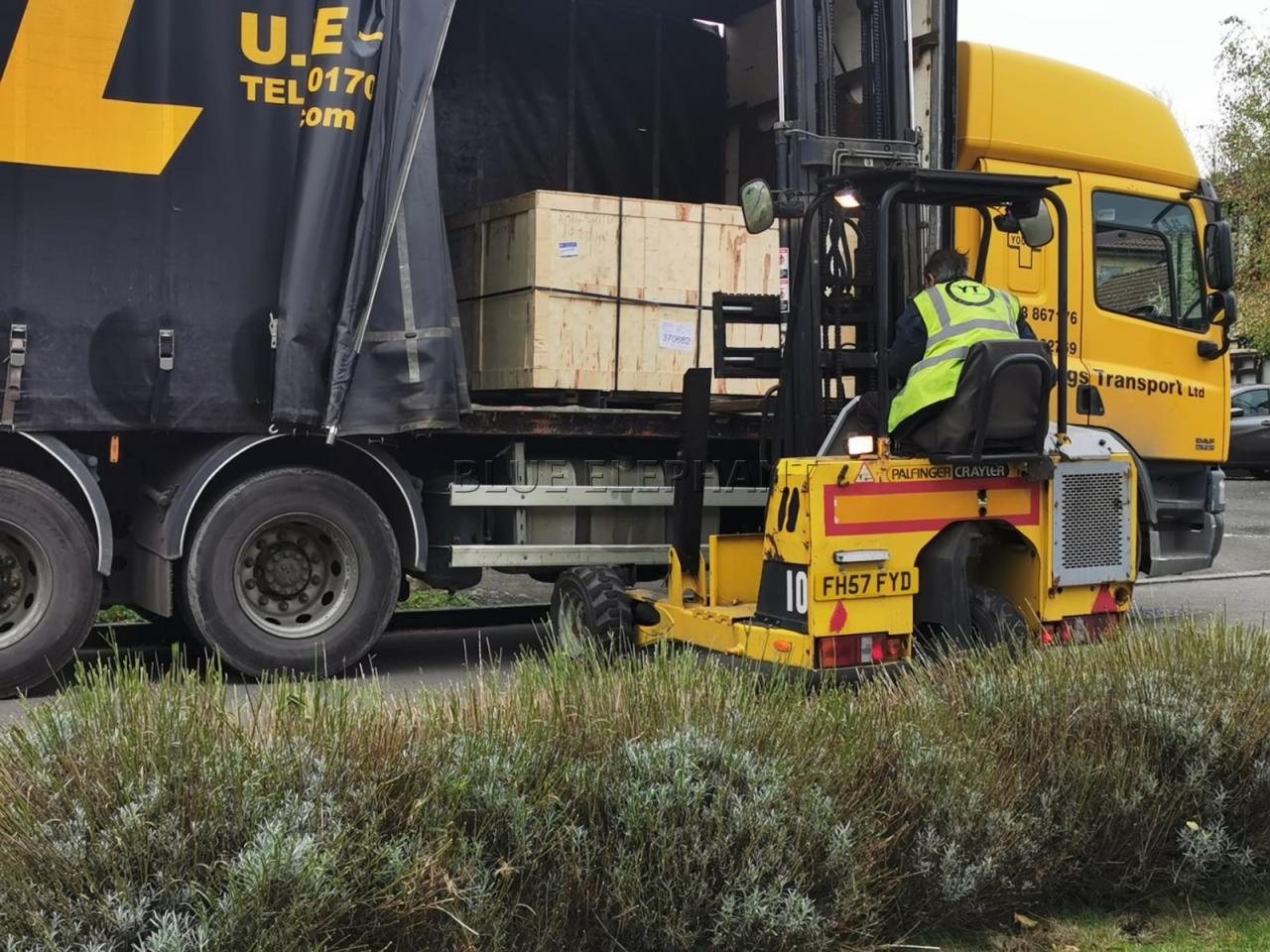 1530 Fiber Laser Cutting Machine For Stainless Steel Carbon Steel Metal Sheet 1530 pluošto lazerinio pjovimo mašina, skirta nerūdijančio plieno anglies plieno metalo lakštams