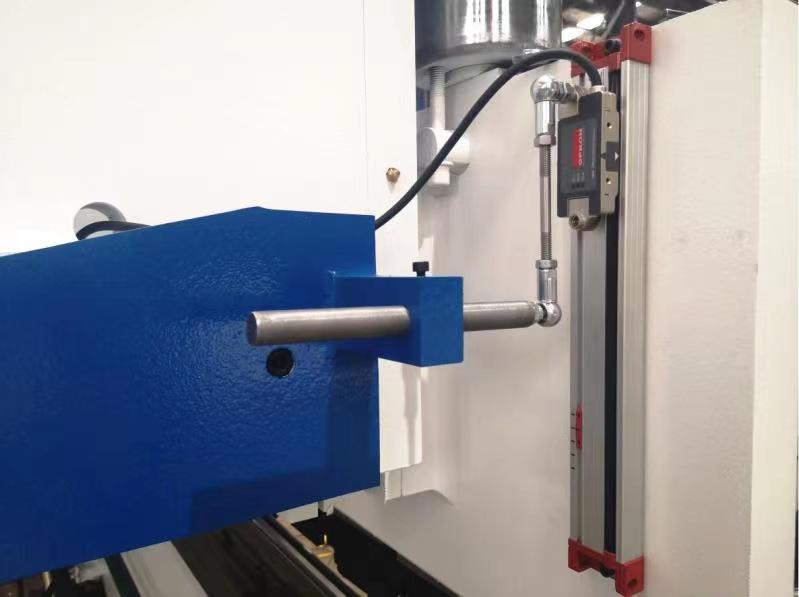 160t-4000 4-axis Cnc Hydraulic Bending Machine Press Brake 160t-4000 4 ašių CNC hidraulinis lenkimo staklės, paspauskite stabdį