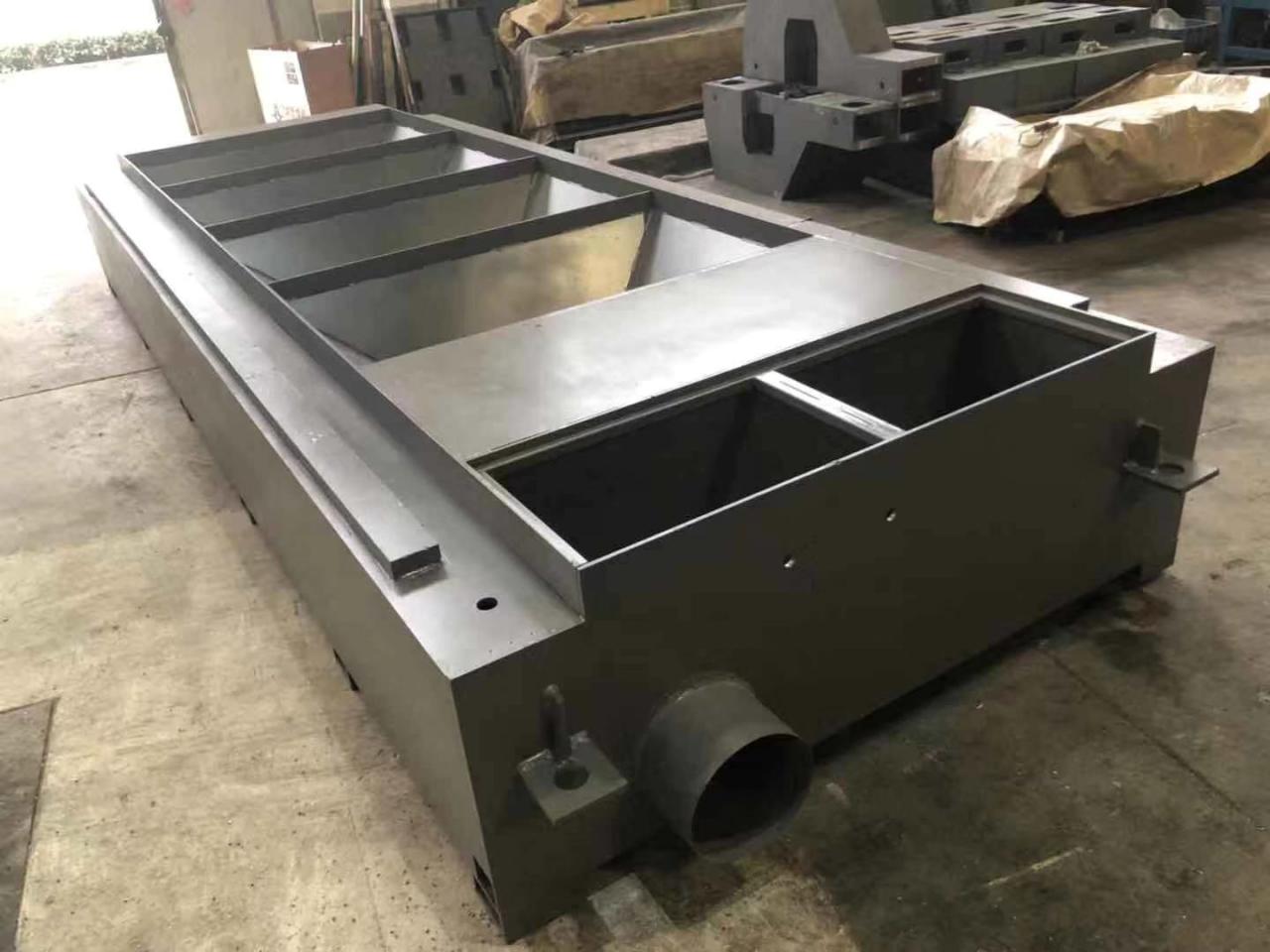 3015 4015 1kw To 6kw Cnc Fiber Laser Cutting Machine Raycus Laser Power 3015 4015 1kw iki 6kw Cnc pluošto lazerinio pjovimo staklės Raycus Laser Power