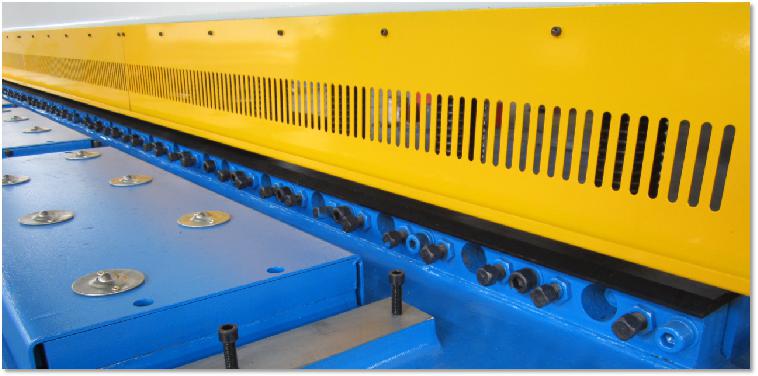 4mm Oem Qc11y-8x3200 Nc Hydraulic Guillotine Guillotine Shearing Machine 4 mm Oem Qc11y-8x3200 Nc hidraulinė giljotinos giljotinos kirpimo mašina