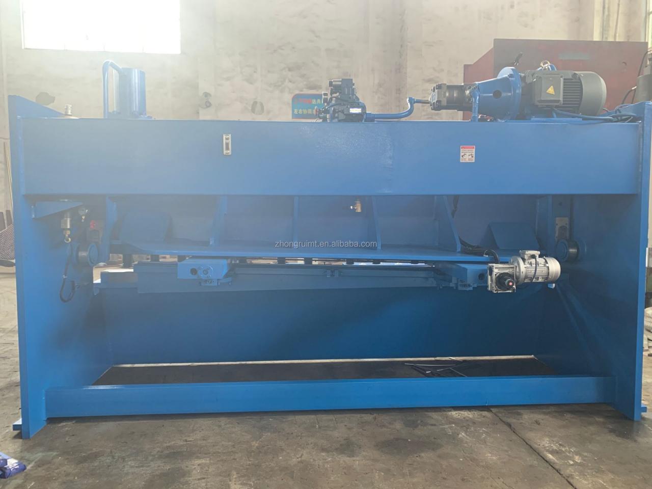 4mmx2500 Hydraulic Shearing Steel Plate Cutting Machinery Steel Plate Shear 4mmx2500 hidraulinės kirpimo plieno plokščių pjovimo mašinos plieno plokščių žirklės