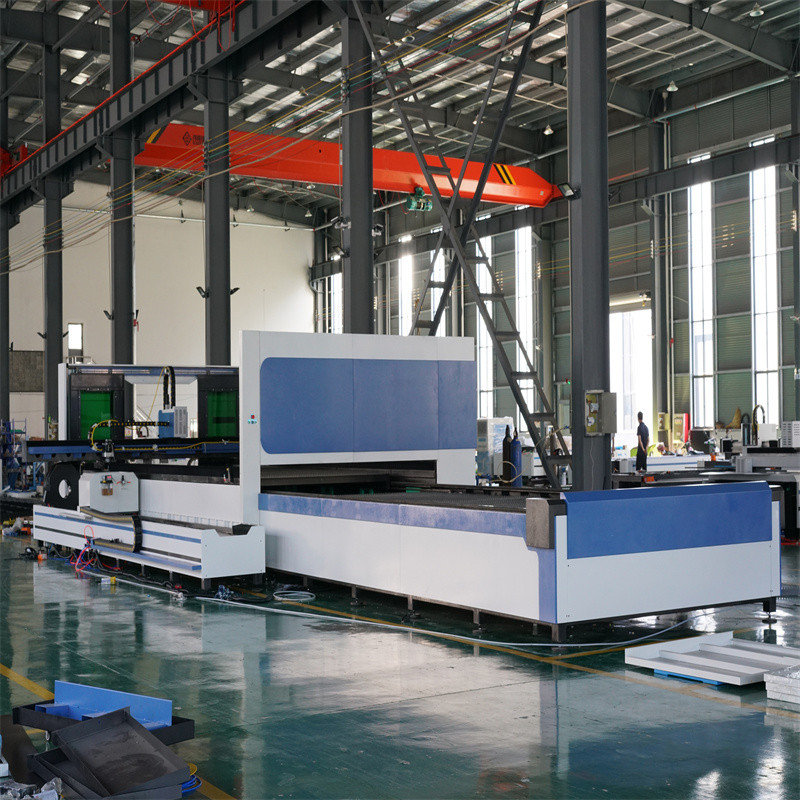 500W 1500W 4Kw pluošto lazerinio pjovimo staklės lakštinio metalo lazerinis pjaustytuvas 2000W 3kw