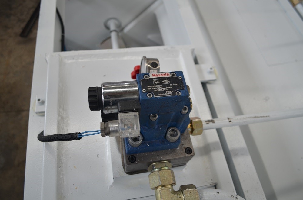 6*3200mm Guillotine Shears Metal Shear Hydraulic Iron Sheet Cutting Shearing Machine 6 * 3200 mm giljotininės žirklės metalo žirklės hidraulinės geležies lakštų pjovimo kirpimo staklės