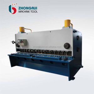 E21 82500 hidraulinė CNC giljotininė kirpimo mašina plieno lakštų lakštų metalo pjovimas