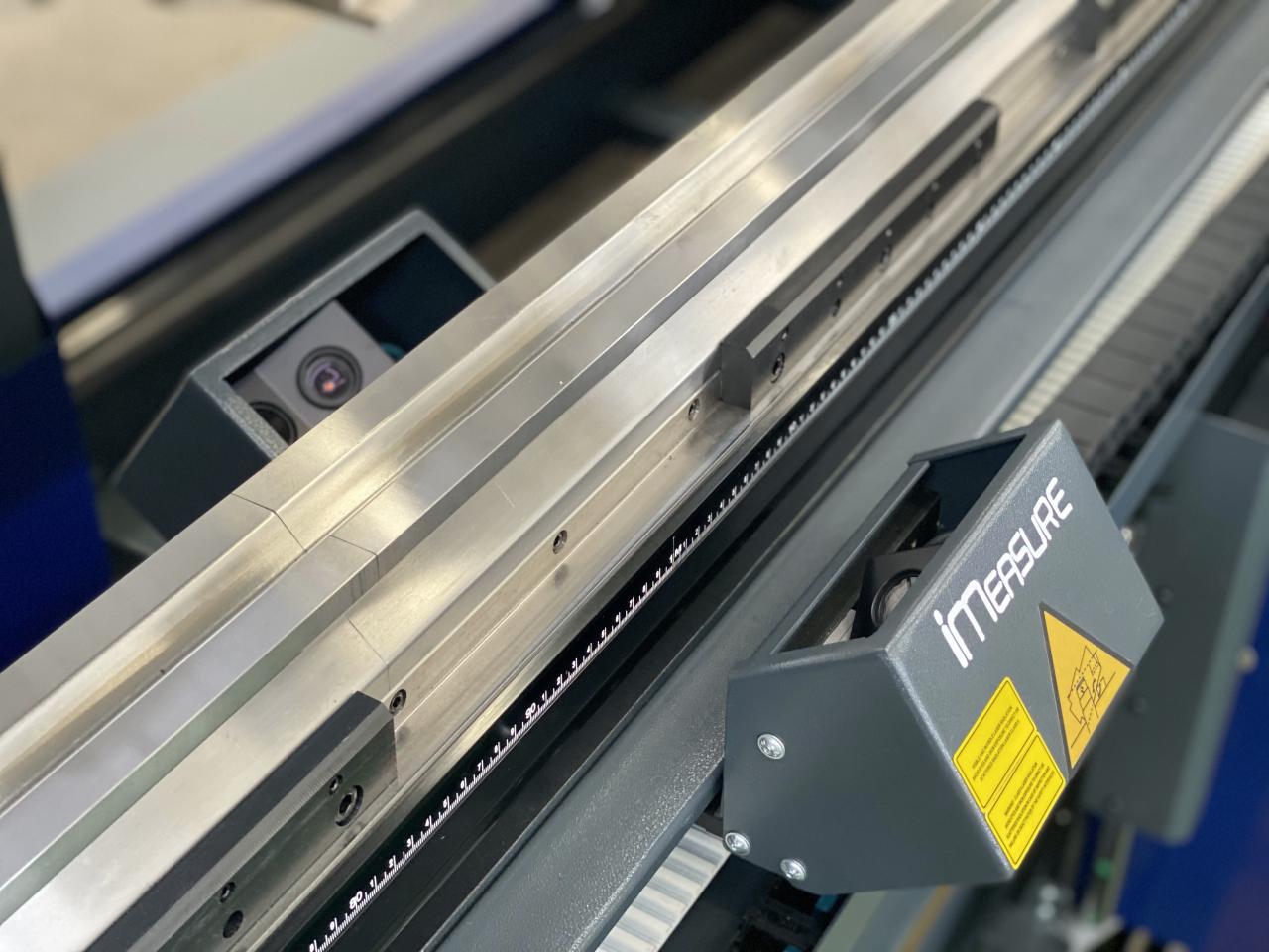 China 220t Cnc Bending Machine 6+1 Axis Hydraulic Press Brake Price Kinijos 220t CNC lenkimo staklės 6+1 ašių hidraulinio preso stabdžių kaina