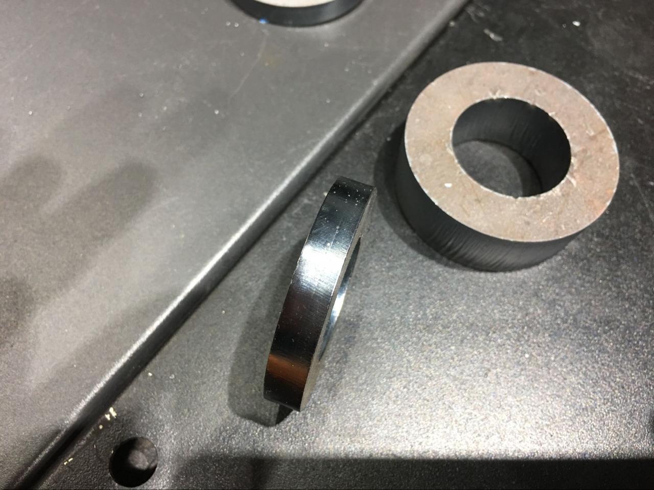 Cnc Fiber Laser Metal Cutting Machine 2000w Fiber Laser Cutting Machine Cnc pluošto lazerinio metalo pjovimo staklės 2000w pluošto lazerinio pjovimo staklės