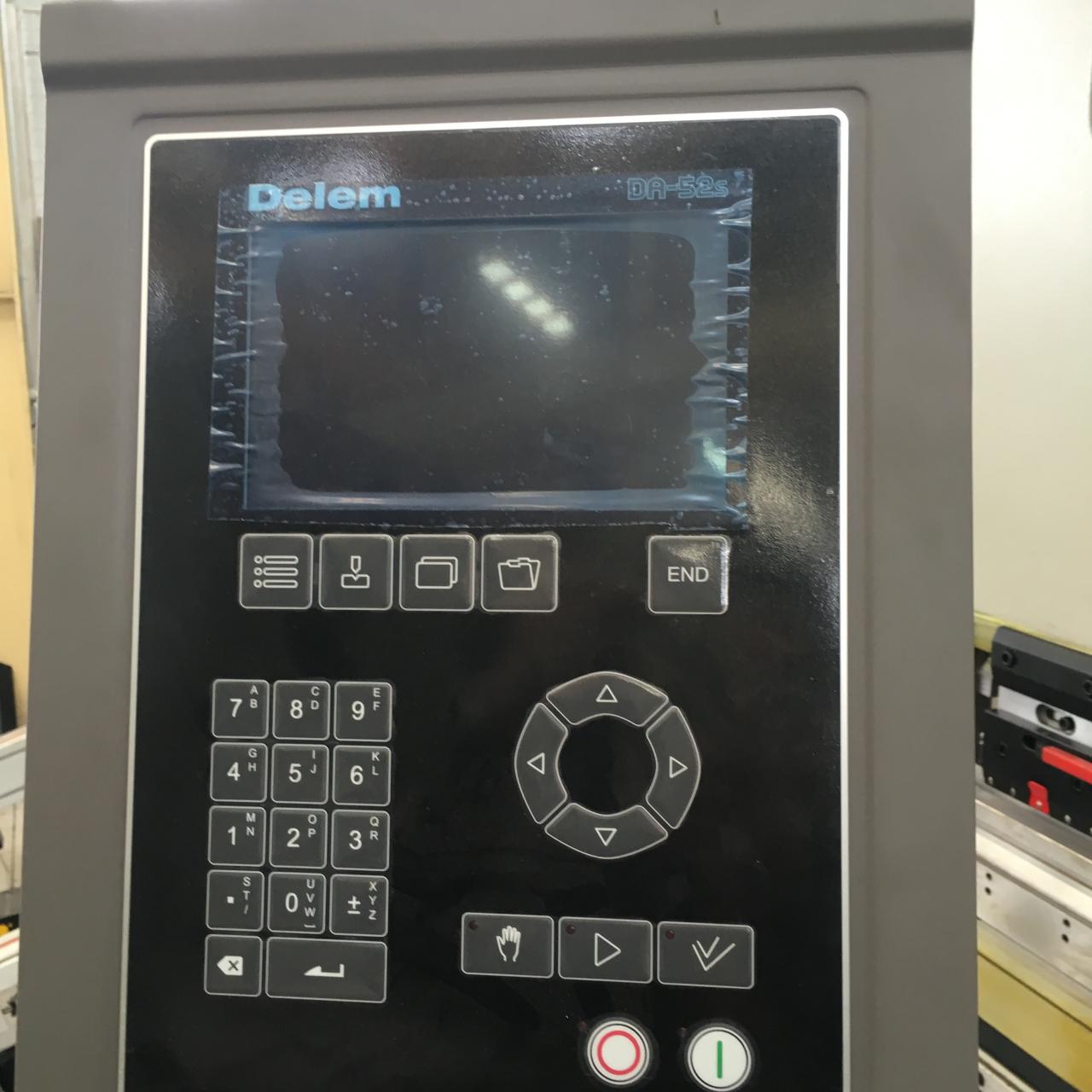 Cnc Servo Press Brake 250t/3.2m 3+1 Axis 3 Meter Sheet Metal Press Brake Cnc Servo Press Brake 250t/3.2m 3+1 Axis 3 Meter lakštinio metalo preso stabdys