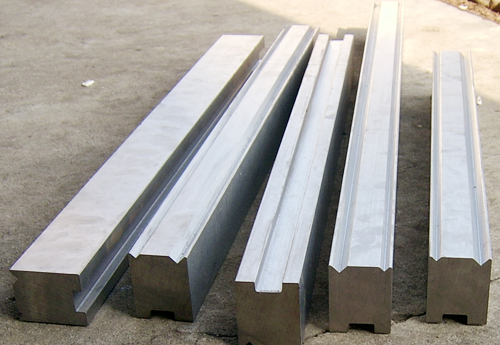 Visiškai automatinė didelės galios lakštų lenkimo mašina ir CNC presavimo stabdžių mašina