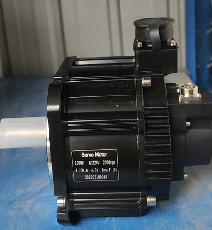 High Precision Fiber Laser Cutting Metal Stainless Steel Carbon 2000w Didelio tikslumo pluošto pjovimo lazeriu metalo nerūdijančio plieno anglis 2000w