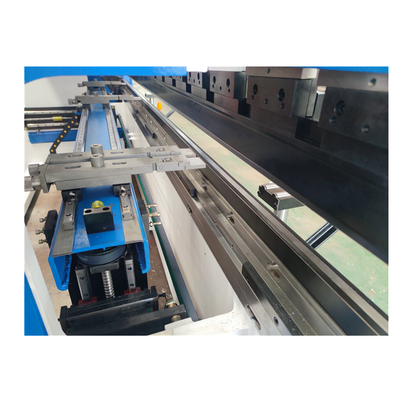 Hydraulic Press Brake Of 130t/3200mm 4+1 Axis Delem Da53t Cnc Press Brake 130 t/3200 mm 4+1 ašies Delem Da53t Cnc preso stabdžių hidraulinis stabdys