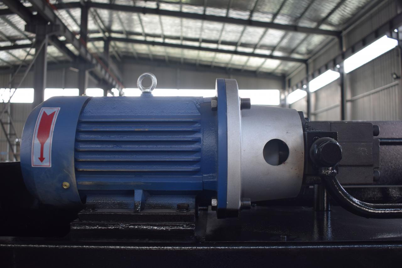 Hidraulinis lakštinio metalo lenkimo CNC presavimo stabdžių staklės Wc67y