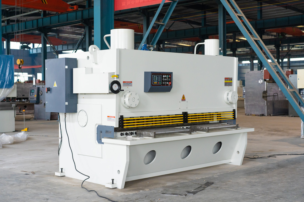 Qc11y 8x3200 Sheet Metal Shearing Machine Steel Plate Hydraulic Shearing Machine Qc11y 8x3200 lakštinio metalo kirpimo mašina plieno plokščių hidraulinė kirpimo mašina