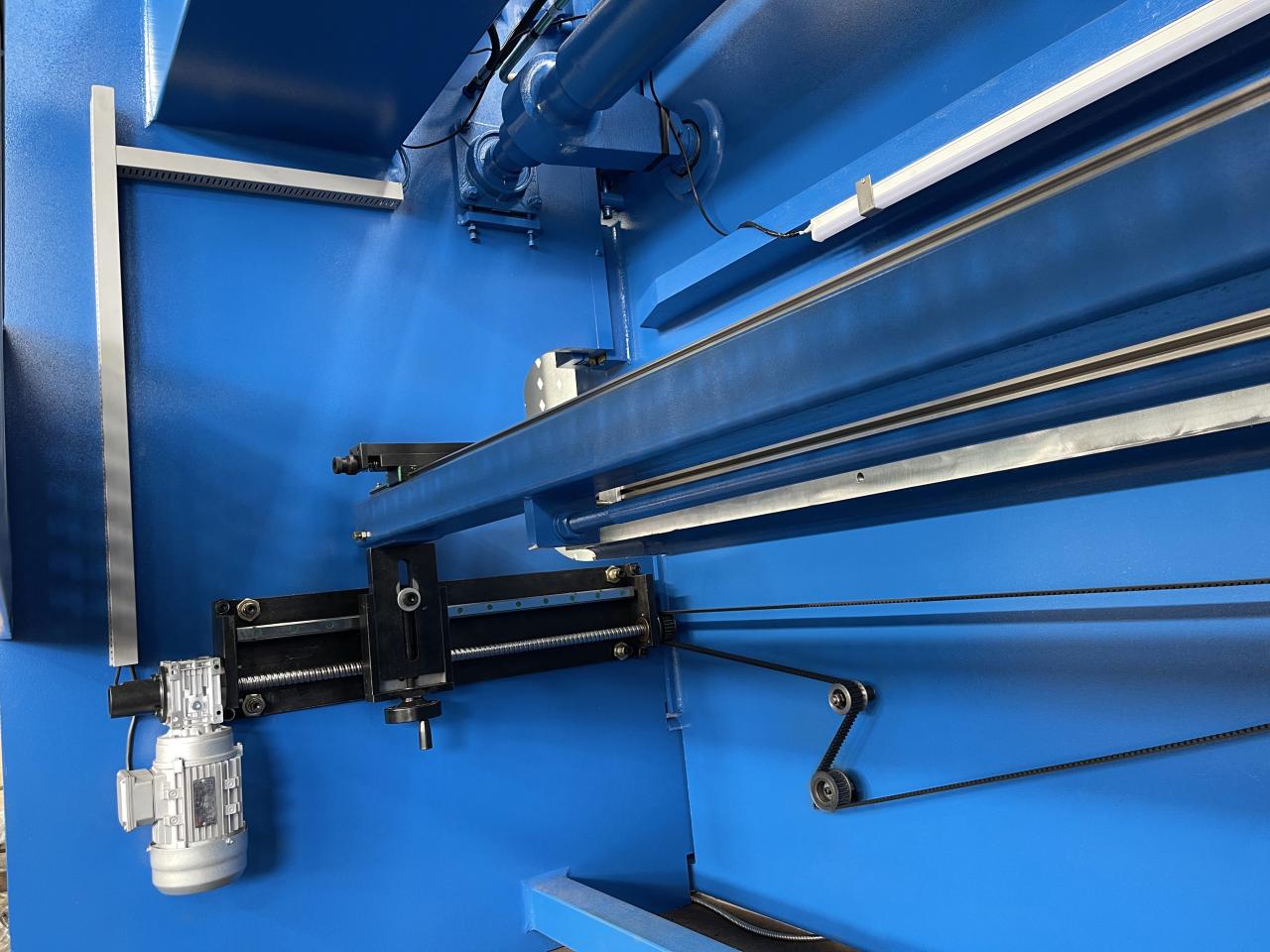 Wc67k-400T Cnc Plc Manual Sheet Bending Machine Hydraulic Nc Press Brake Machine Wc67k-400T Cnc Plc rankinis lakštų lenkimo staklės hidraulinis Nc presavimo stabdžių aparatas