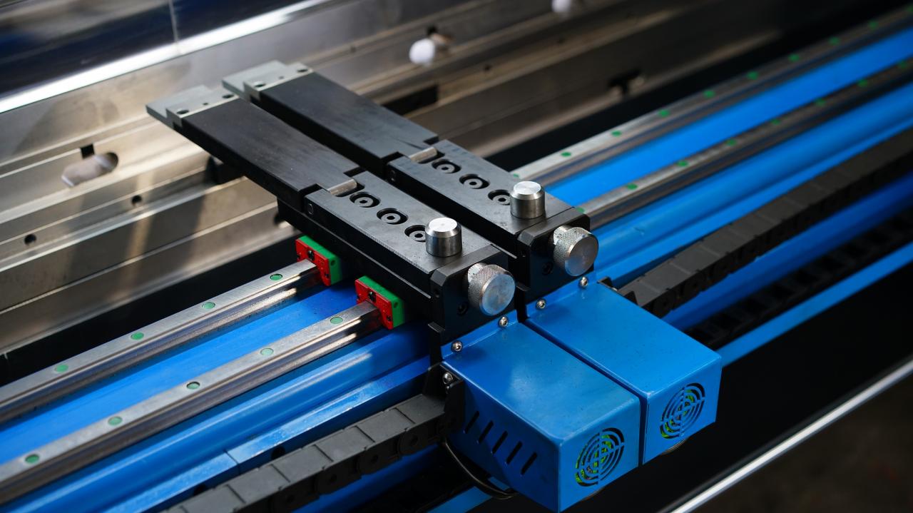 Wc67k-400T Cnc Plc rankinis lakštų lenkimo staklės hidraulinis Nc presavimo stabdžių aparatas